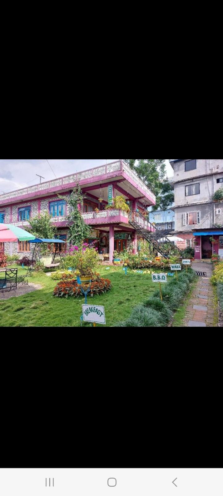 Galaxy Inn Guest House โพคารา ภายนอก รูปภาพ
