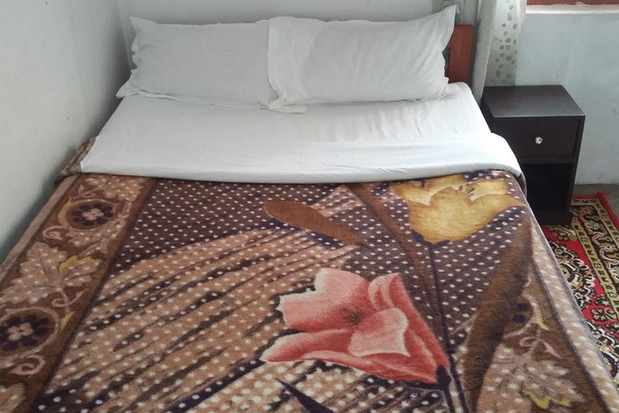 Galaxy Inn Guest House โพคารา ภายนอก รูปภาพ
