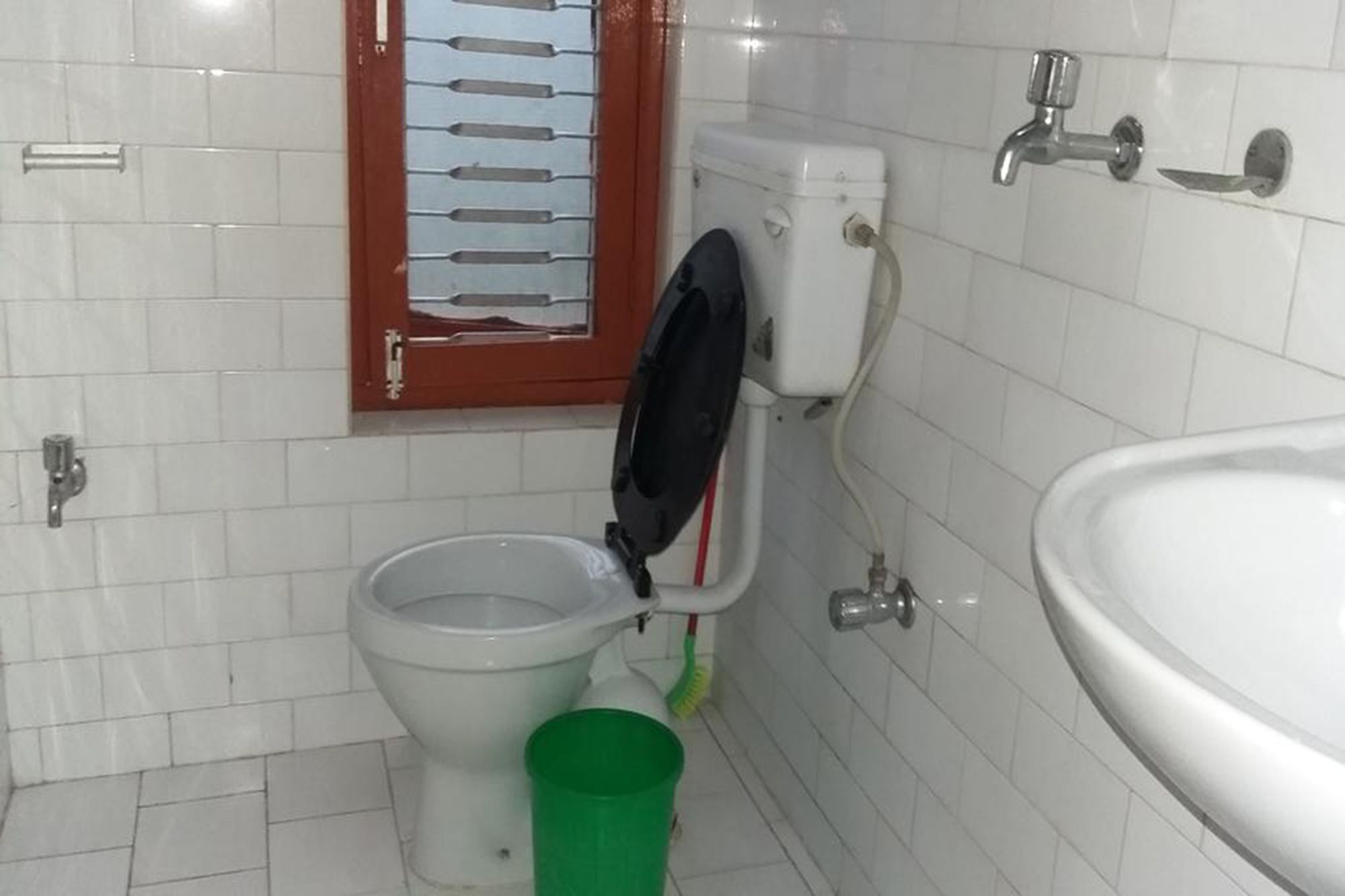 Galaxy Inn Guest House โพคารา ภายนอก รูปภาพ