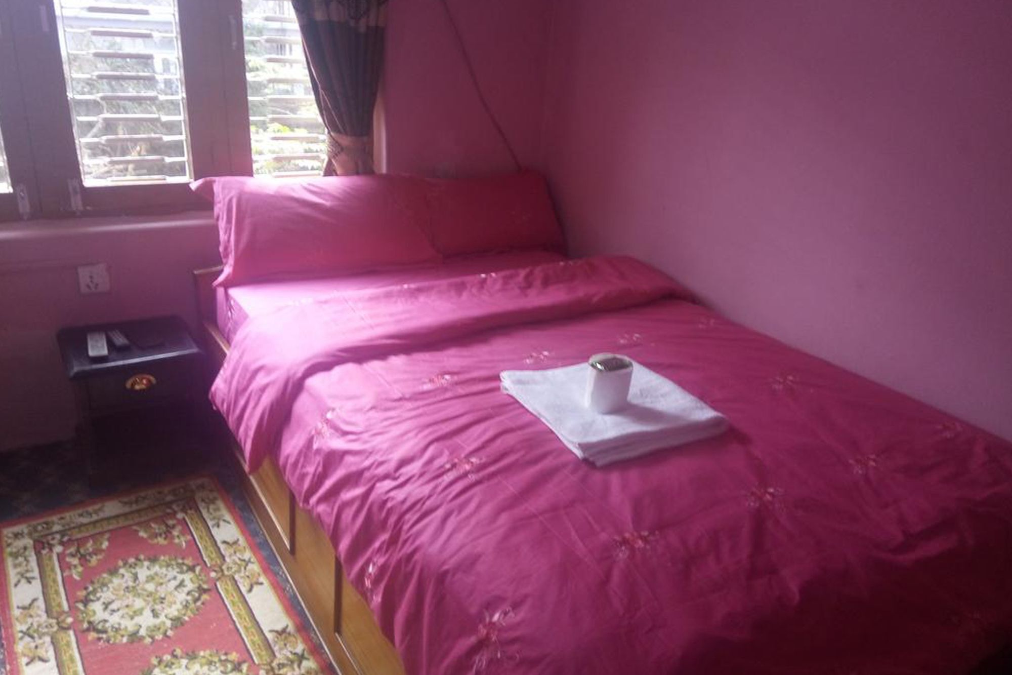 Galaxy Inn Guest House โพคารา ภายนอก รูปภาพ